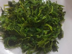 -华龙特色大骨鸡农家菜馆