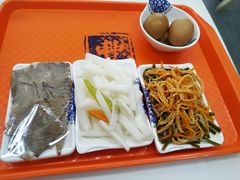 -陆元丰·兰州纯汤牛肉面(自强西路店)