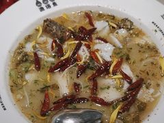 -渔语鱼酸菜鱼新川菜(来福士店)