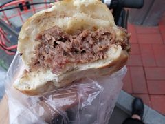 -老西关黄老太牛肉烧饼