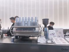 -M Stand(上海人民广场来福士店)