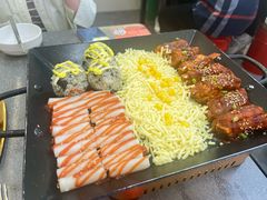-豚妈妈汤饭·部队锅(南京东路店)