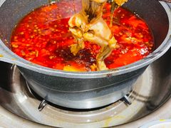 -佬缸炮江湖川菜(玉林店)