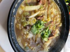 -闫家驴肉老店(华电一校店)