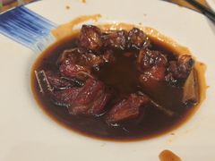 -侬佳蒸菜馆(听潮店)