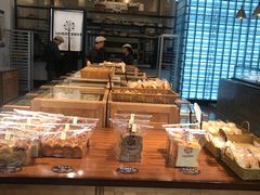 面包甜点陈列柜-原麦世家(府琛大厦店)
