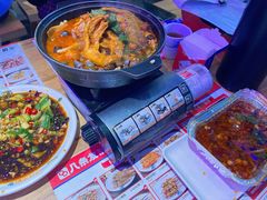 -八条友鲜货烧烤·脆皮烤鱼(石岩旗舰店)