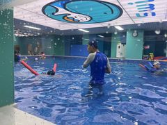 -Swim斯卫姆国际儿童游泳中心(红博中央公园店)