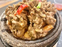 石锅手打牛肉丸-潮堂 · 潮州菜(国贸商城店)