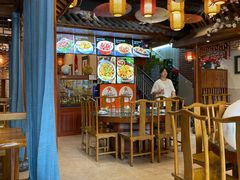 -东来菜馆•手抓海鲜家常菜•海鲜锅贴(鸽子窝店)