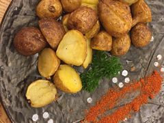-衡哥肉铺