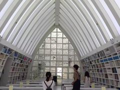 -钟书阁(松江泰晤士小镇店)