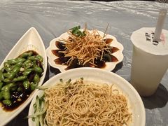 -肥肥虾庄·金牌油焖大虾(杨园滨江时代walk店)