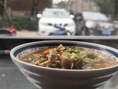 -鸿兴面馆馄饨小笼(稻香店)