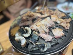 -青瓦餐厅·生鱼片·韩园烤肉(西塔店)