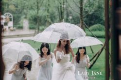 -Lady  Jane高端婚纱礼服馆