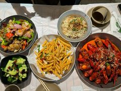 -巴厘龙虾·榜首油焖大虾(音乐学院·沿江酒馆店)