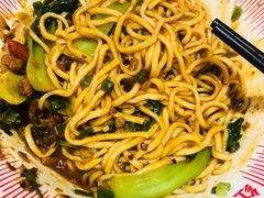 红碗豌杂面-遇见小面(东方宝泰店)
