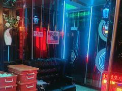 -路边边.炒菜烧烤.音乐餐厅(良乡长虹店)