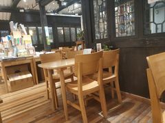 -猫的天空之城概念书店(杭州南宋御街店)