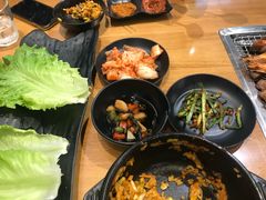 -肉甲韩国木炭烤肉(新壹街1店)