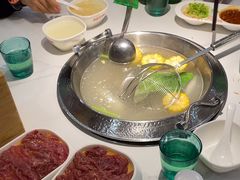 -浪里寻·臻牛养生牛肉火锅(方圆荟店)