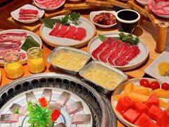 -拾勝牛·江景安格斯烧肉放题(江湾阳光天地店)