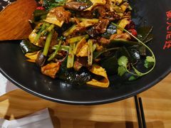 -风光老灶麻辣香锅(大成路翠微百货店)