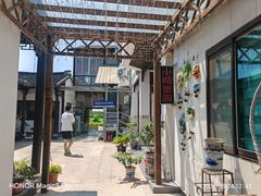-小陆莲花蟹园农家乐(莲花岛店)