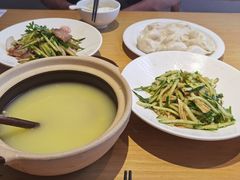 -关东小磨东北菜(上海长风大悦城店)