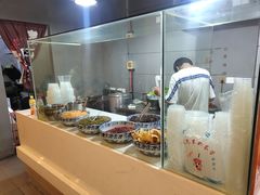 自助取餐区-柳石居柳州螺蛳粉(万达店)
