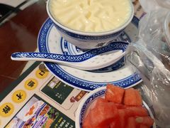 -广信牛奶甜品世家(台东店)