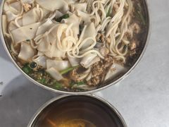 小碗瘦肉-正宗杨记普洱酸醋米线(总店)