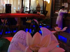 -韵秋荷(宝山龙湖天街店)
