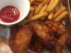 芭莉特色鸡翅-芭莉与彩虹西餐厅(成都合生汇店)