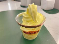 -猫王榴莲世家(三里屯SOHO商场店)