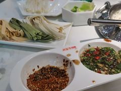 -浪里寻·臻牛养生牛肉火锅(方圆荟店)