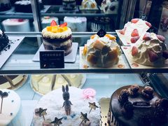 -焙丽拾光(麦凯乐直营店)