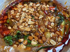 -周良天山牛杂城(天山路总店)