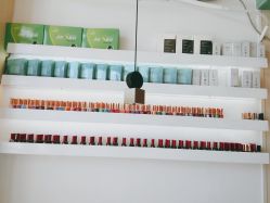 -纤纤玉手美甲美睫美容