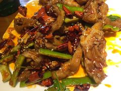 -喝丢一只鞋辣炒海鲜小烧烤(三八广场店)