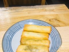 雪菜黄鱼春卷-南小蟹手工點心(三里屯店)