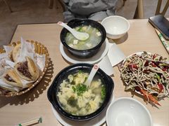 -闫家驴肉老店(华电一校店)