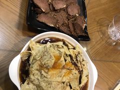 -三鞭一花·独一处·元英砂锅(海光寺店)