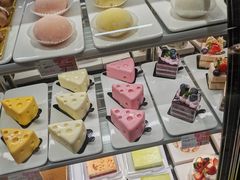-胖东来生活广场(健康路店)