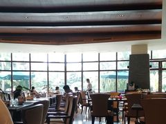 -三亚湾海居铂尔曼度假酒店