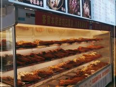 -牛华周记麻辣烫起源店