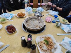 -东巴谷野生菌火锅餐厅
