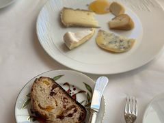 -Epicure