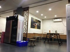 大堂-清真·老金烧烤·小龙虾(奥体中路店)